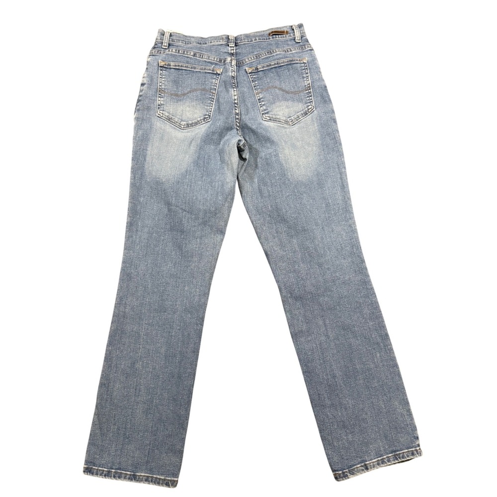 Lee Women's Relaxed Fit Mid Rise Medium Wash Straight Leg Jeans Size 8 Medium - Picture 3 of 5